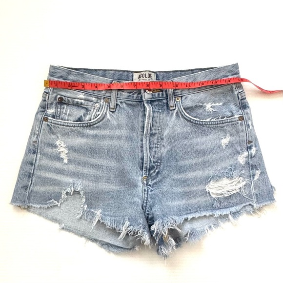 AGOLDE Cut Off Shorts Size 26 Style # A026-811 - Picture 3 of 9